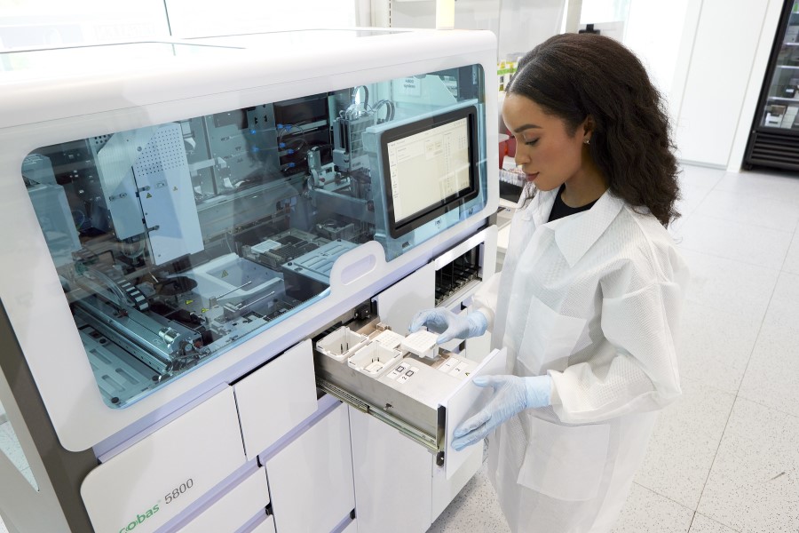 Roche introduces a new molecular diagnostic system to US