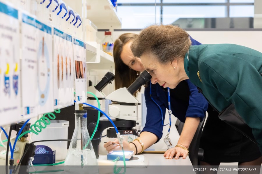 Opening of MRC institute building heralds new ‘team science’ era