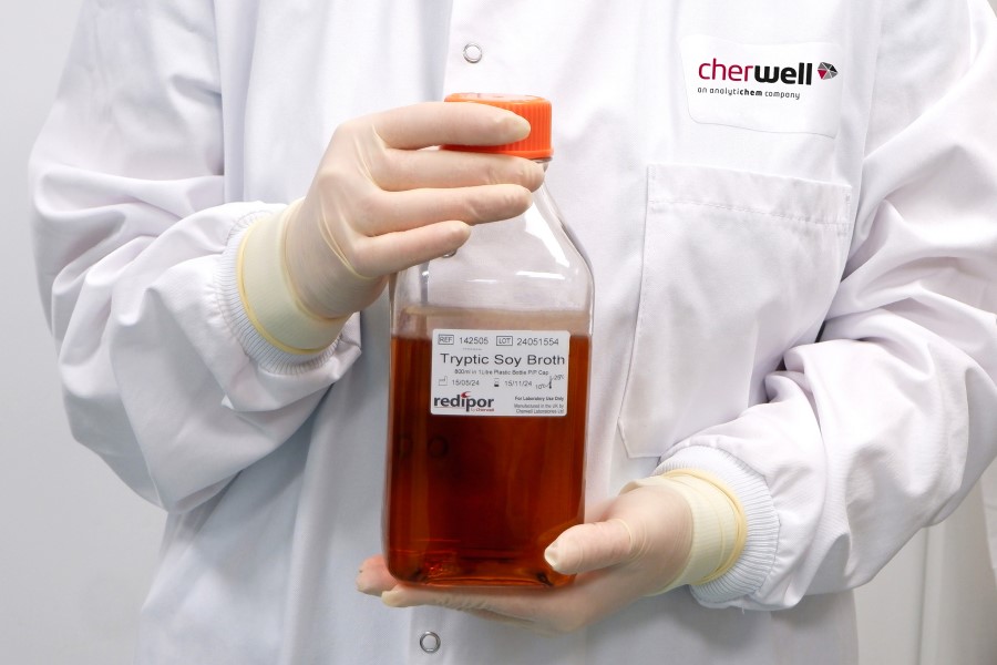 Cherwell launches terminally sterilised plastic bottled media range